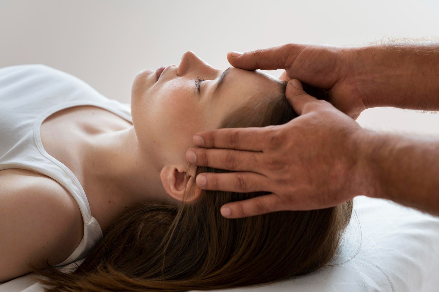 Understanding And Managing Chronic Pain With Craniosacral Therapy